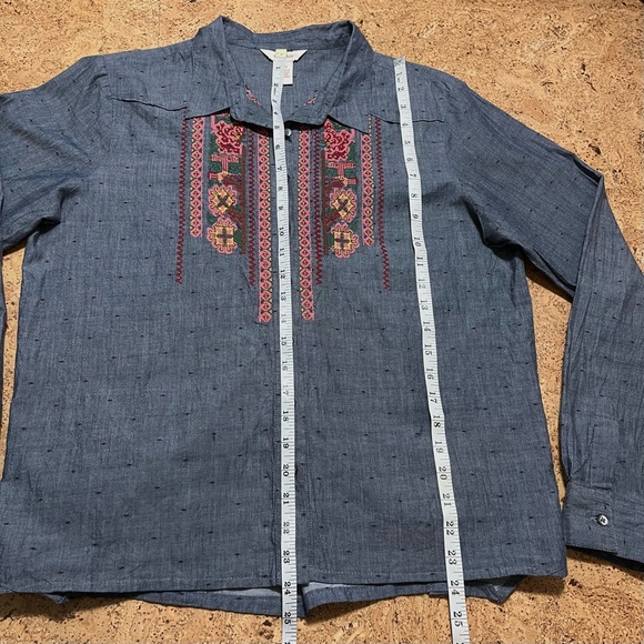 Sundance Nevarre Embroidered Chambray Western Button Down Shirt Sz M - Picture 11 of 16